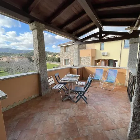 Apartamento Casa Ursula A 800 M Dal Mare