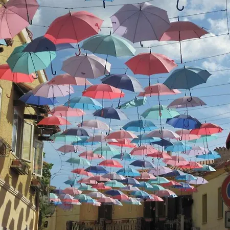 Apartamento Casa Ursula A 800 M Dal Mare